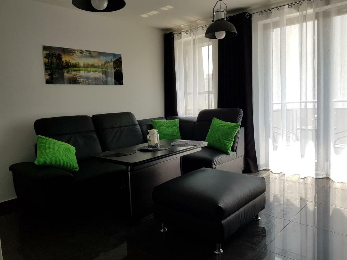 Wyspa Uznam - Róża Wiatrów Swinoujscie Exterior foto